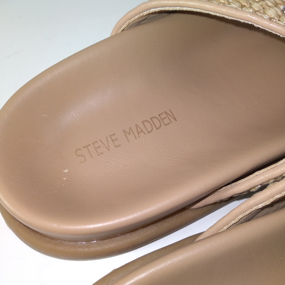 Steve Madden Tan/Gold Shell Buckle Strap Sandals, Freshwater Pearl Necklace Set - Picture 7 of 8